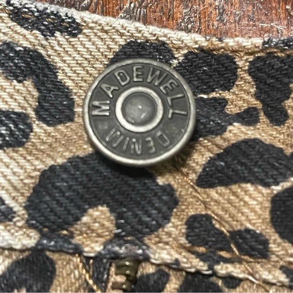MADEWELL Frisco Leopard Denim Miniskirt size 30”. RAW HEM - Picture 10 of 11